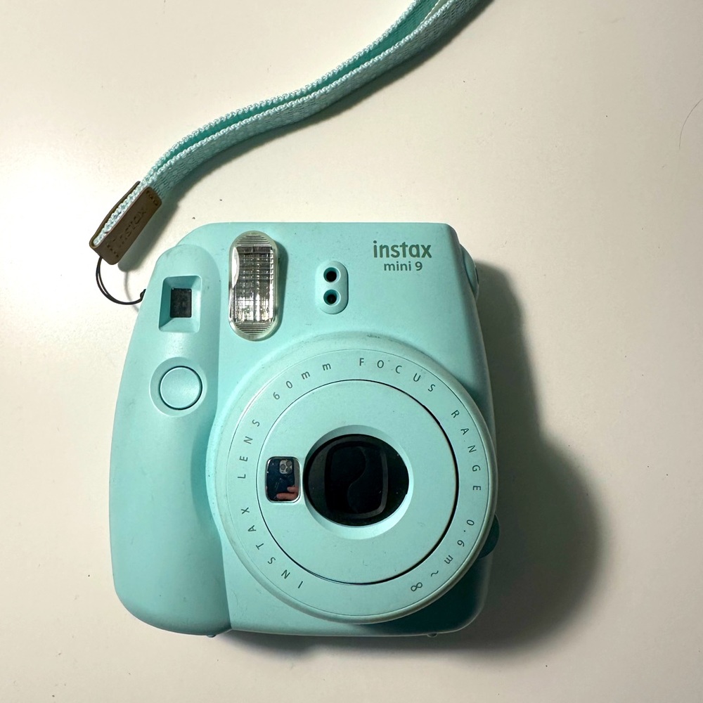 Like New! Blue/Mint  Instax Mini 9 Polaroid Camera Bundle - Blue Mint Color